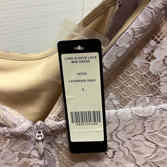 Bebe LONG SLEEVE LACE MINI DRESS - Picture 6 of 7